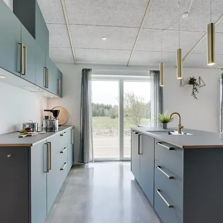 Holiday home Anie Lokken
